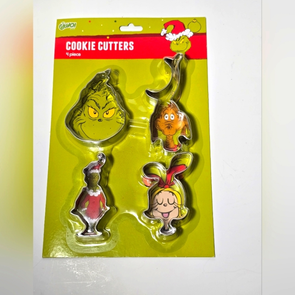 Dr. Seuss Grinch Cookie Cutters 4-Piece Set NWT Christmas Baking